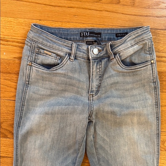 FDJ French Dressing Jeans Olivia Light Blue Ankle Cropped Flare Jeans Women 2 - Picture 2 of 6